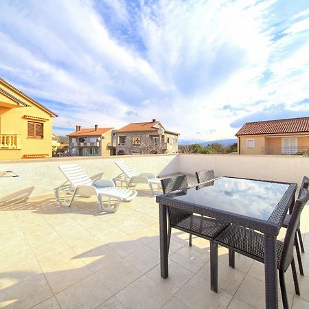 Apartments Braut Krk كرك المظهر الخارجي الصورة