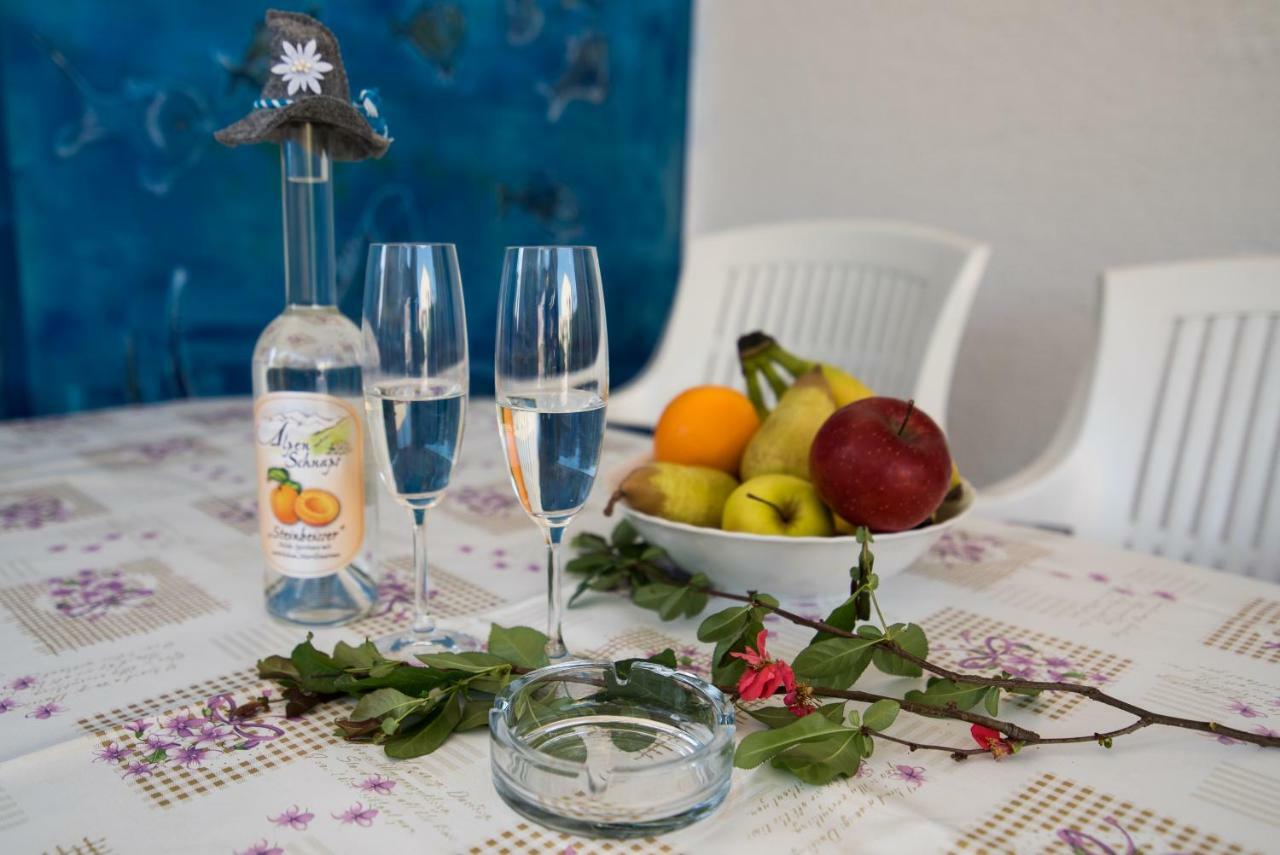 Apartments Braut Krk كرك المظهر الخارجي الصورة